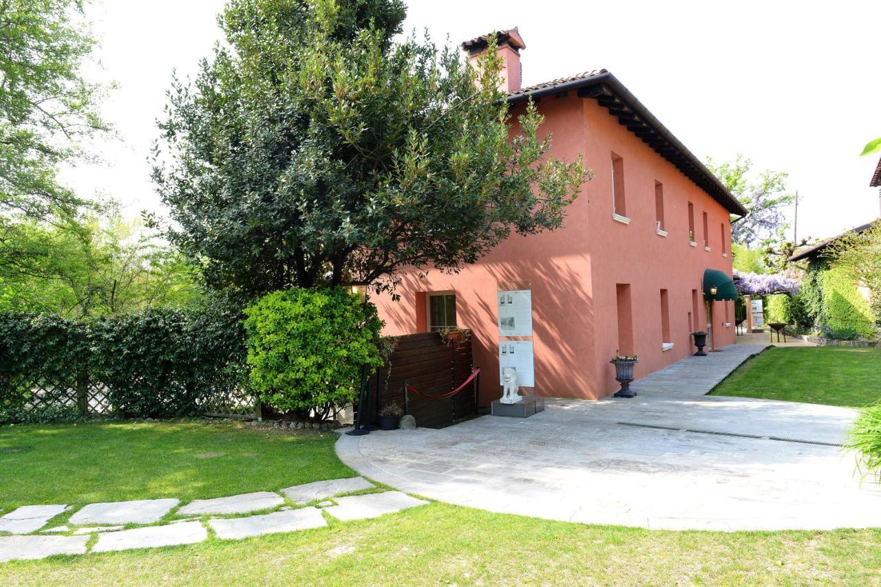 Mulino Dell'Abbazia Country Resort 코르노 디 로사조 외부 사진